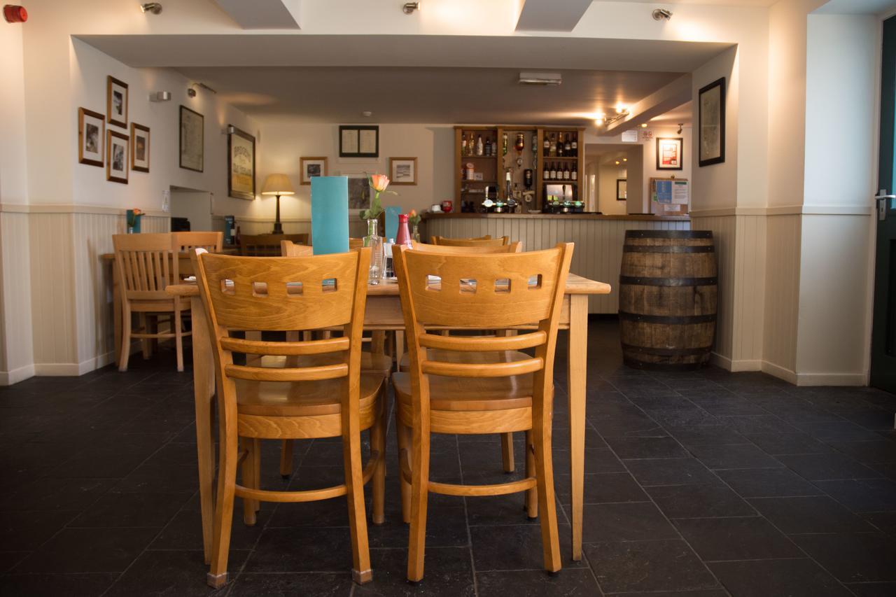 Bridgend Hotel Eksteriør billede
